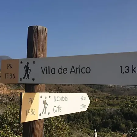 Amplio Apartamento Con Terraza Privada, Piscina Compartida En Arico Apartment *